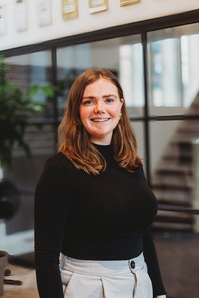 Simplex medewerker Dineke